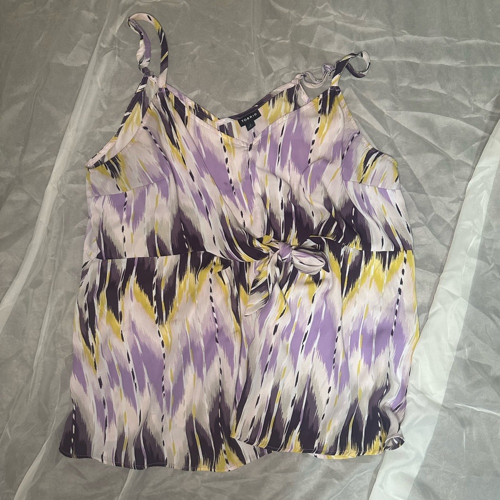 Tie Front Cami - Picture 4 of 5